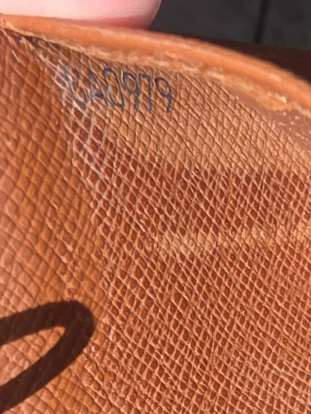 Pre-owned Authentic Small Louis Vuitton Monogram Agenda/Passport Cover